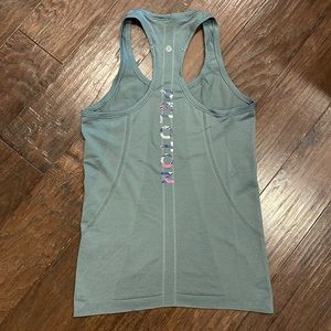 Lululemon swiftly tank - Peloton.